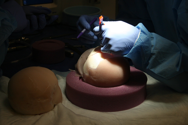 Layers of tissue simulate  realistic anatomy during surgical practice
